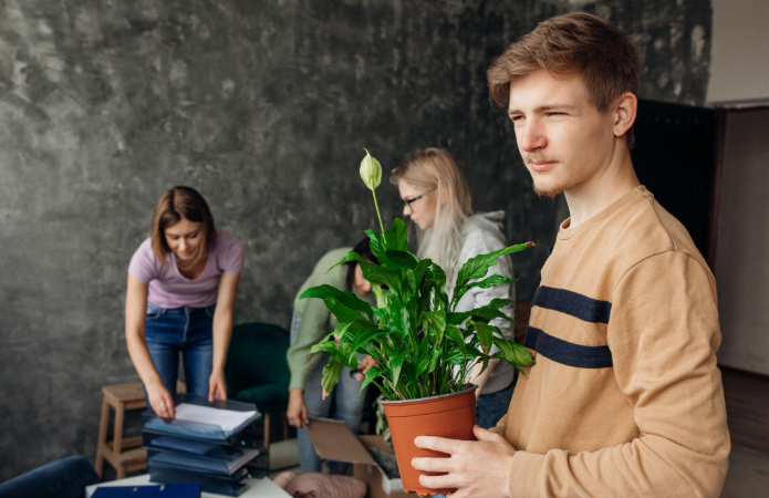 Saltbox-Storage-3STUDENTS