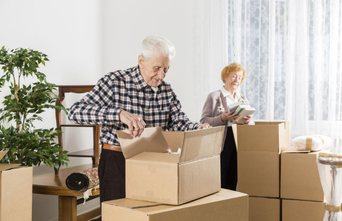 Saltbox-Storage-SENIORS-PACKING